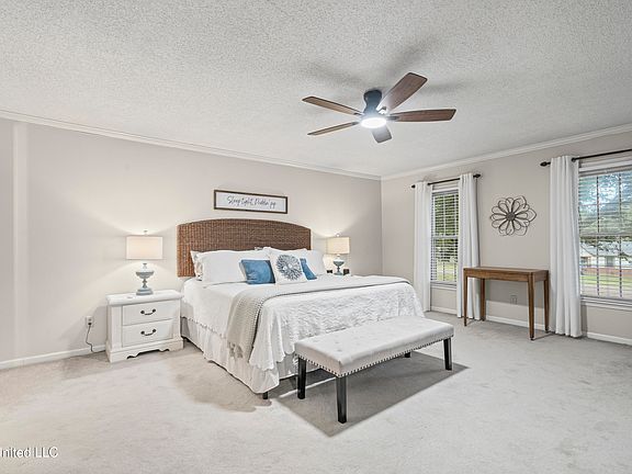 4th image of 3391 Shady Oaks Dr