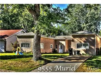 9555 Muriel Ave photo 1