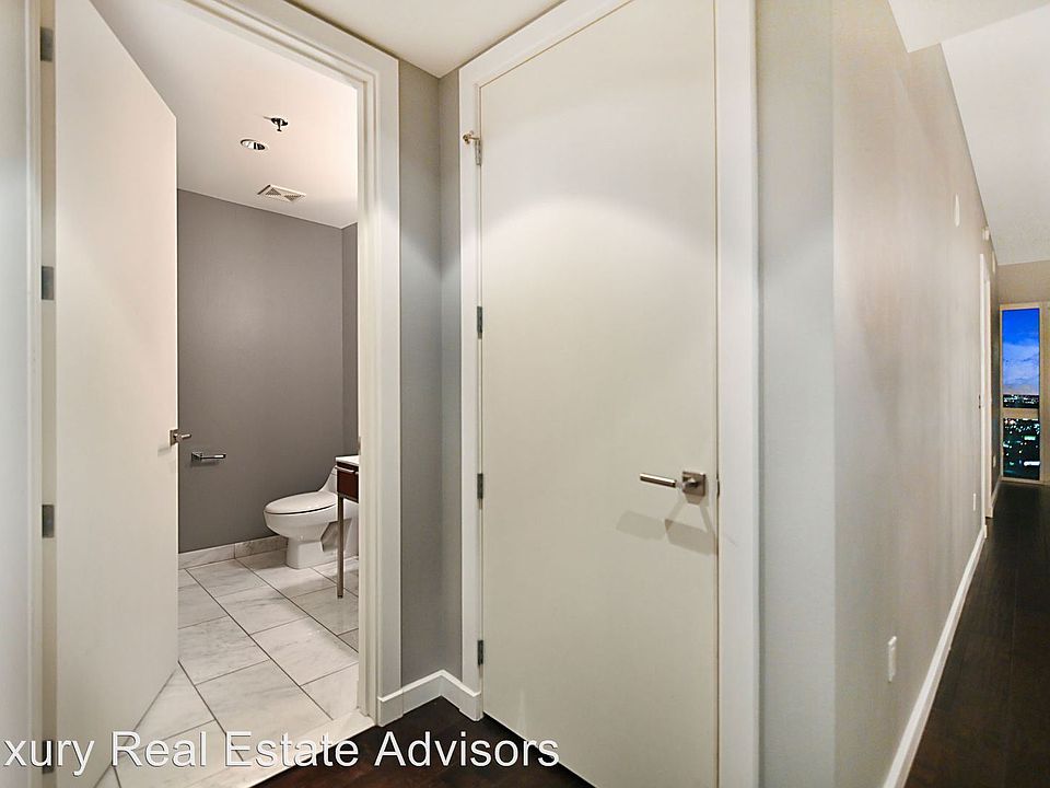 1st image of 4471 Dean Martin Dr Unit 3006