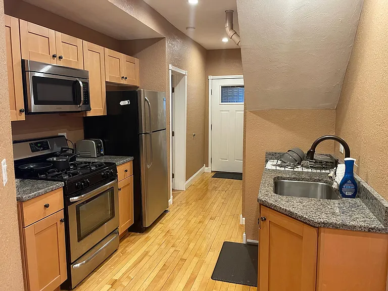Modern Kitchen