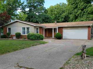 5824 N Orlando Dr, Peoria, IL