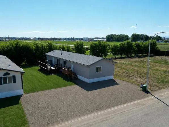 11001 N 103rd St, Mackenzie County, AB T0H 2H0