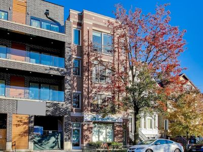 2919 N Southport Ave APT 3, Chicago, IL, 60657