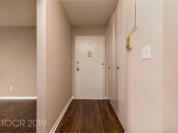 3rd image of 13 Lenox Ct