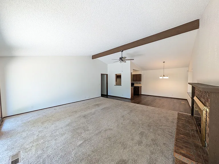 7323 S Canton Ave — Photo 17