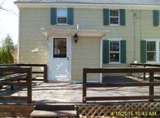 107 Grace Ln, Fox River Grove, IL 60021