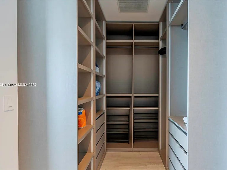 18975 Collins Ave #3004 — Photo 4