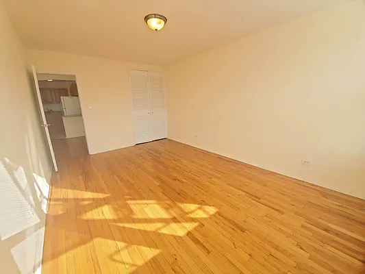 Rented by Smart NY Realty LLC | media 12