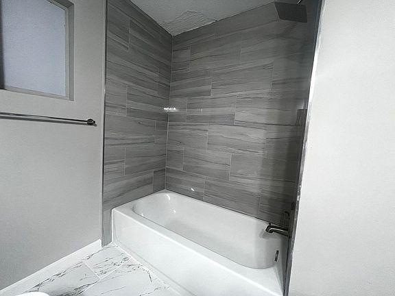 5th image of 1409 Cadillac Dr