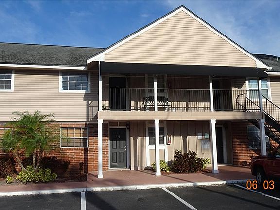 3rd image of 200 Country Club Dr APT 805