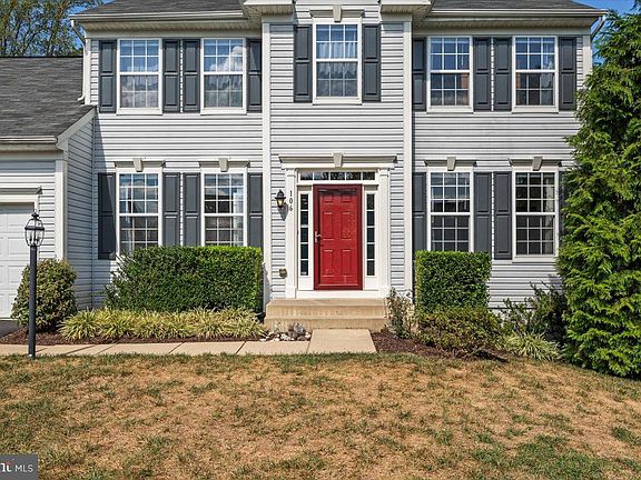 3rd image of 106 Belcroft Dr