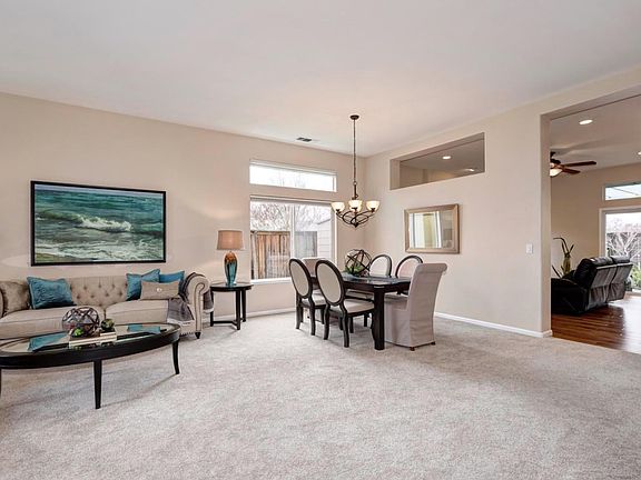 3rd image of 2418 Saint Andrews Dr