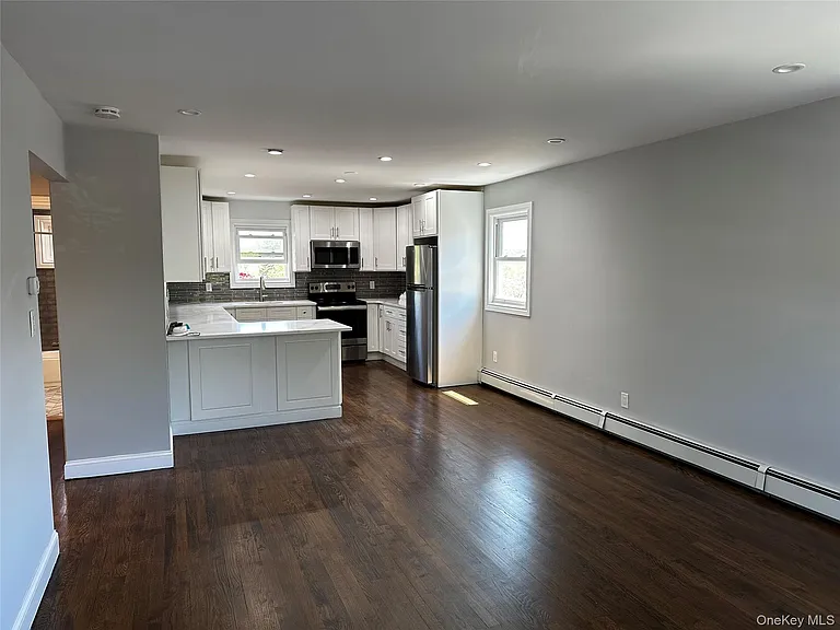 56 Marwood Rd N #2 — Photo 3