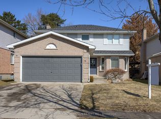 28 Laurel Cres, London, ON N6H 4W6