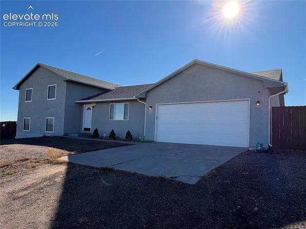 1192 E Gold Rush Ln, Pueblo West, CO 81007
