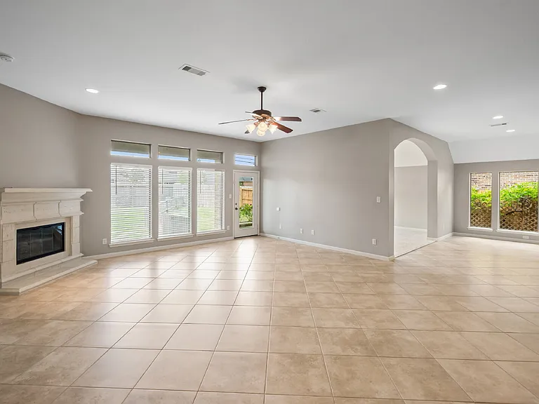 2818 Red Maple Dr — Photo 18
