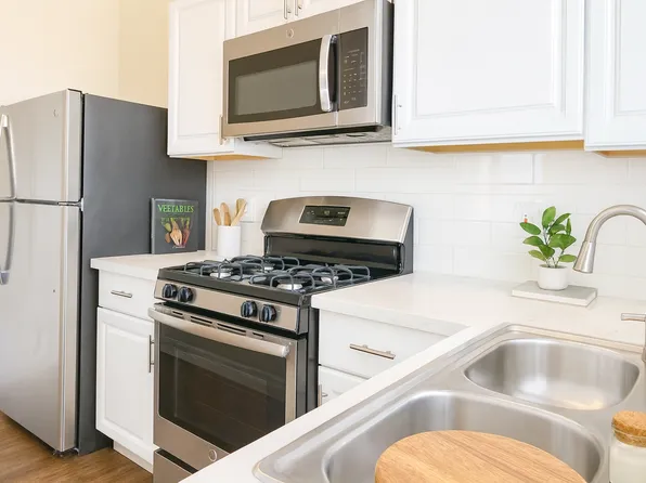 1525 Cassil Pl APT 106, Los Angeles, CA 90028