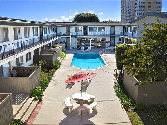 5th image of 3477 Maricopa St APT 5