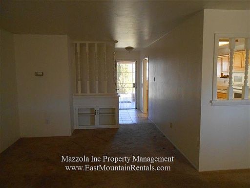 5th image of 2925 Florida St NE