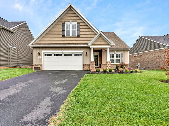 2nd image of 2429 Foxfield Ct