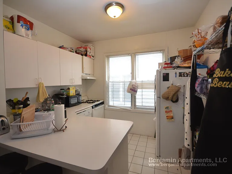 530 Cambridge St #4 — Photo 10