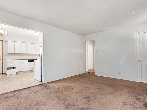 4th image of 6118 NE 16th Ave