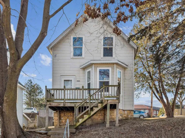 1505 Cornell St, Dubuque, IA 52001