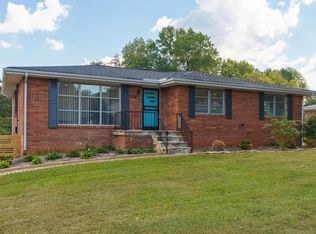 218 S Mission Ridge Dr, Rossville, GA 30741