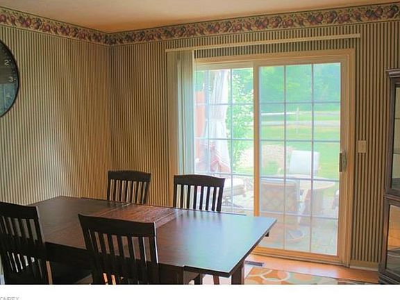 5th image of 10230 Brighton Cir