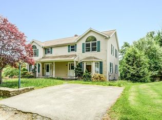 23 Fielding St, Worcester, MA 01603