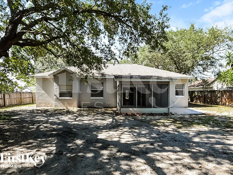 3010 Linmont Ln — Photo 15