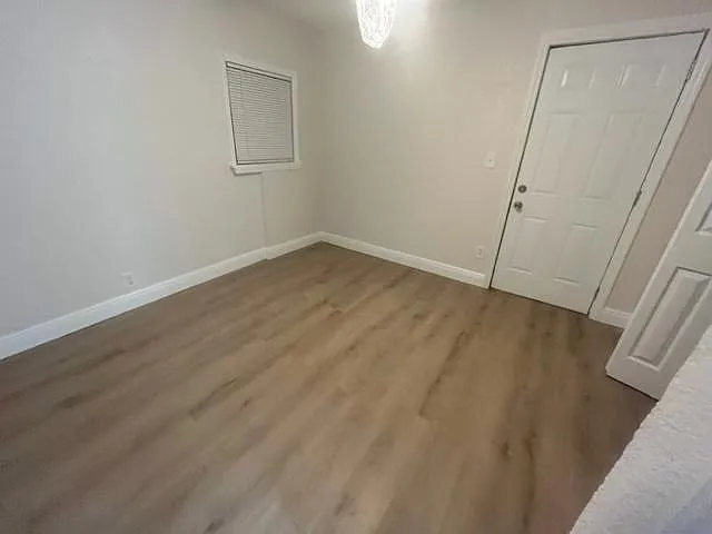 4409 N Suwanee Ave — Photo 5