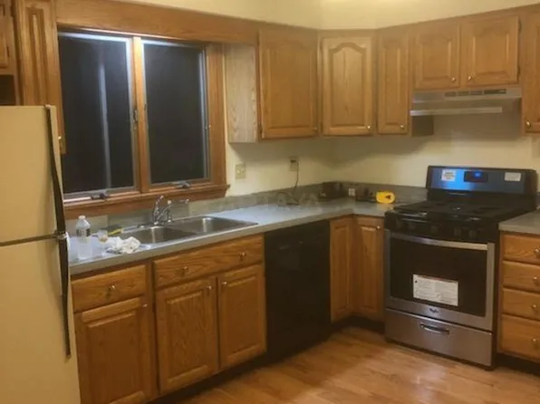 55 Dearborn St #5, Medford, MA 02155