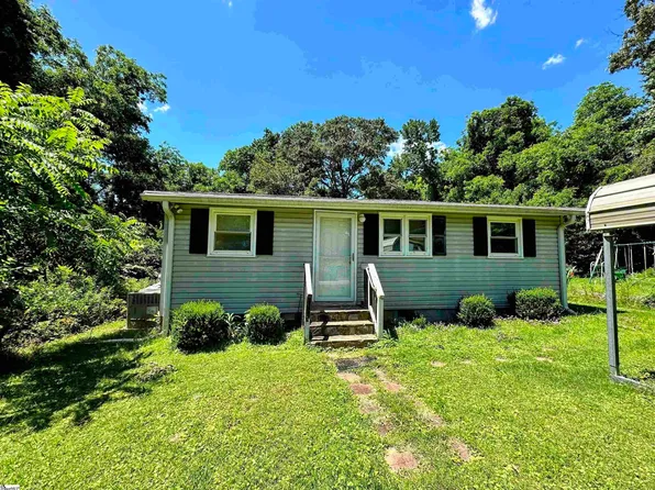 254 Weeping Oak Dr, Spartanburg, SC 29303