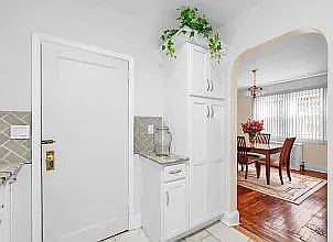 5th image of 13715 172nd St