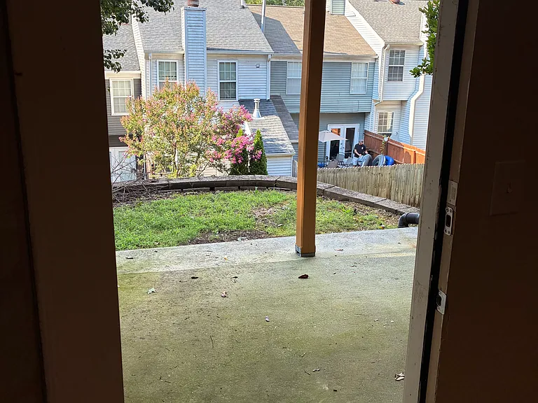806 Wedgewood Way — Photo 15