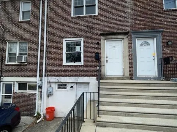 1043 S Merrimac Rd, Camden, NJ 08104