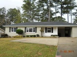 1430 N Hills St, Meridian, MS 39305