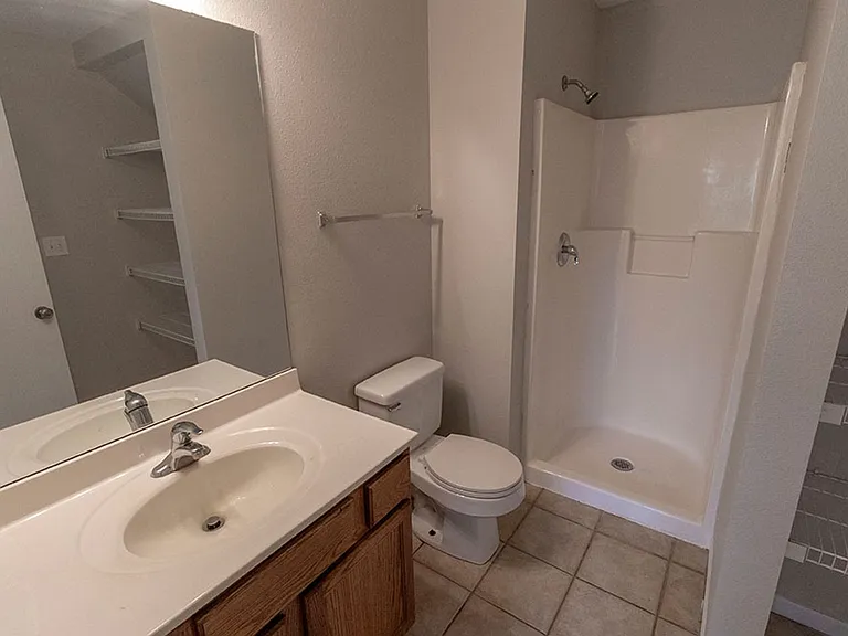 5808-5810 Canaveral Dr — Photo 15