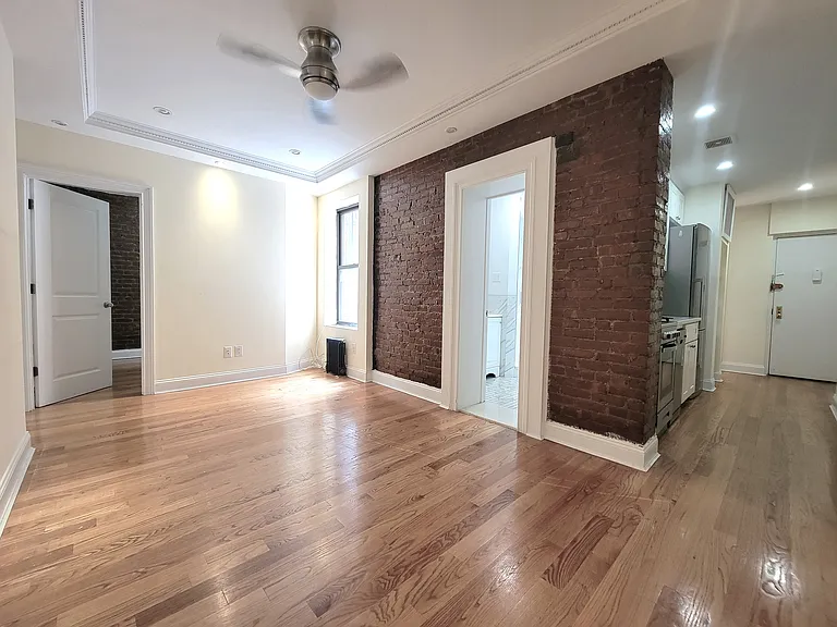 3143 Broadway #3E — Photo 3