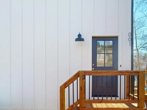 74-001 Unaka Ave, Asheville, NC 28803