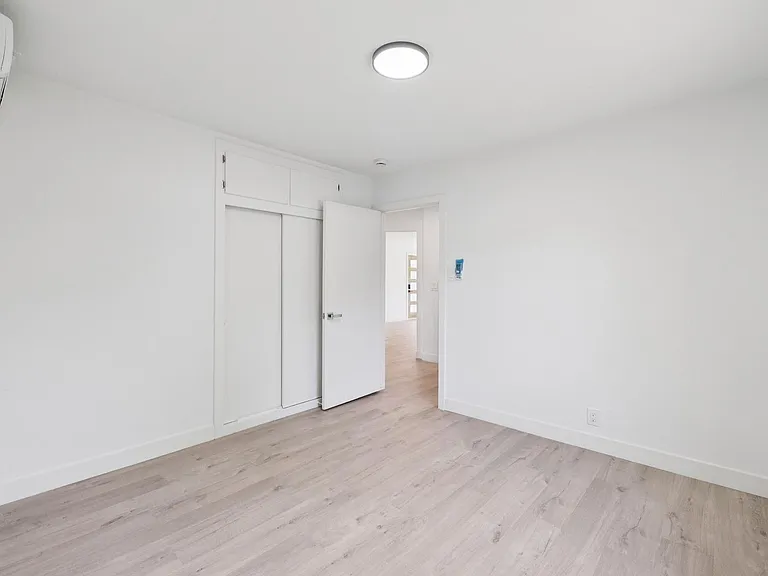 Davis 1120 — Photo 29
