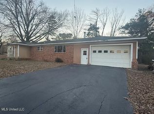 7381 Getwell Rd, Southaven, MS 38672