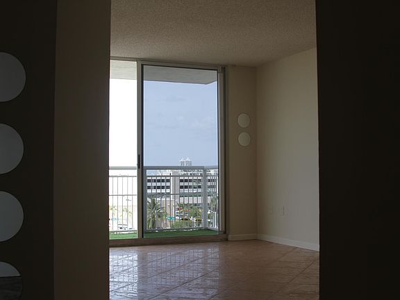 3rd image of 1688 West Ave APT 607