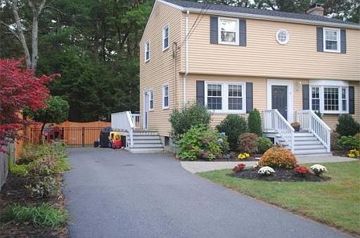 2nd image of 18 Willis Lake Dr