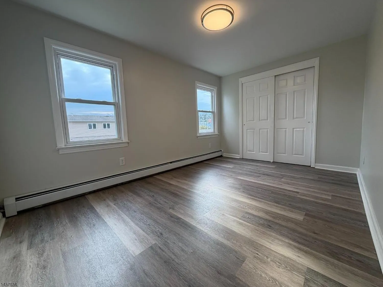 3 bed, 1.0 bath, $2,800 — Photo 3