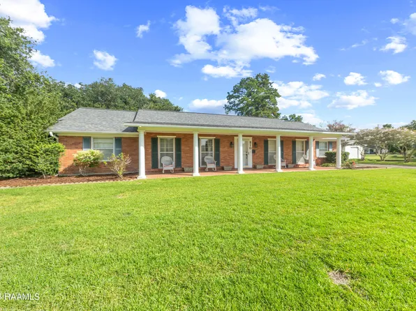 210 Baldwin St, Breaux Bridge, LA 70517