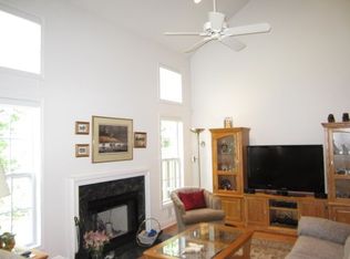 16 Village Dr, Eatontown, NJ 07724