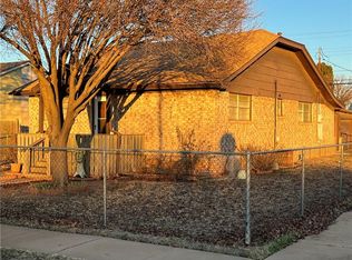 1002 N Lee St, Altus, OK 73521