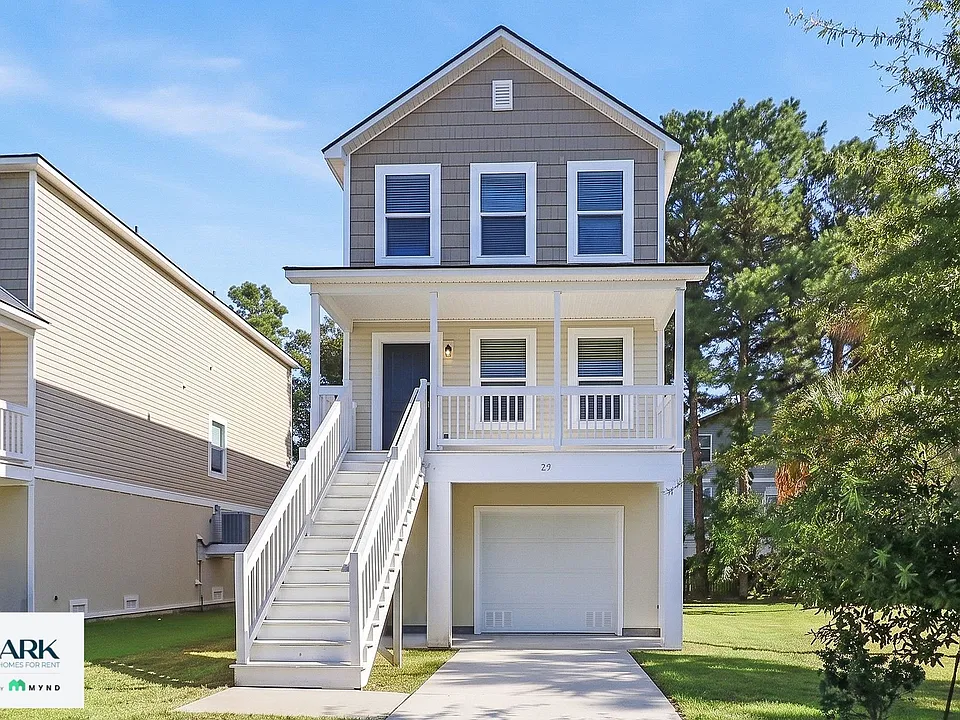25 Bay Breeze Ln